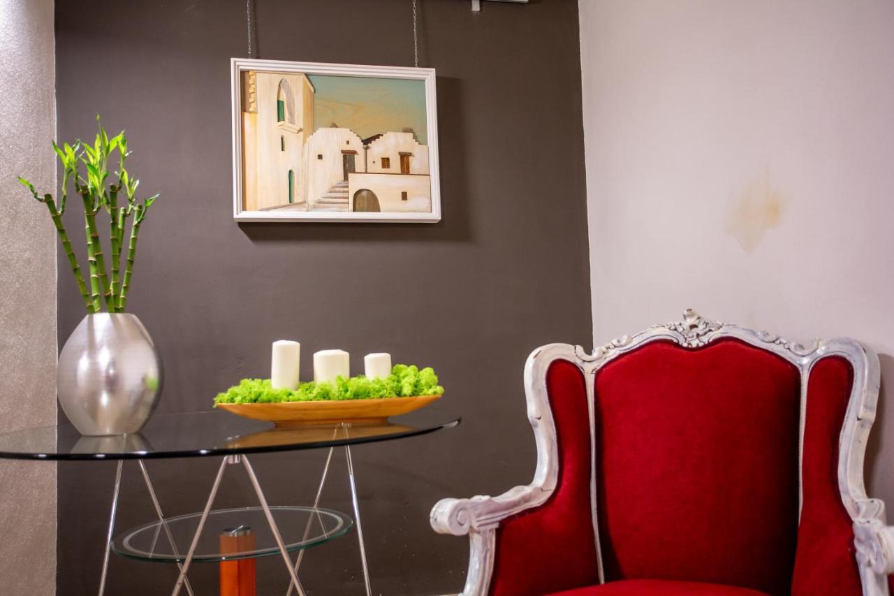 מונטסקליוזו Casa Nera Guesthouse מראה חיצוני תמונה