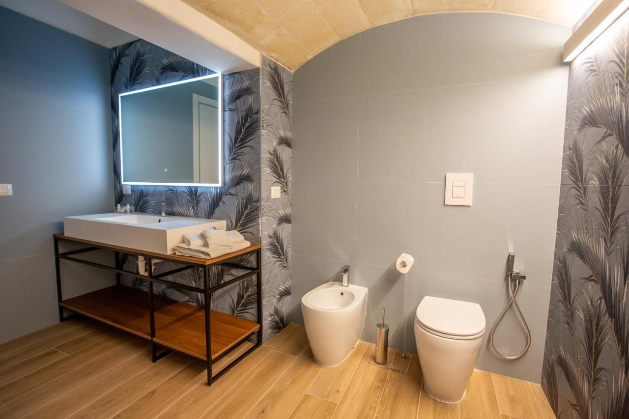 מונטסקליוזו Casa Nera Guesthouse מראה חיצוני תמונה