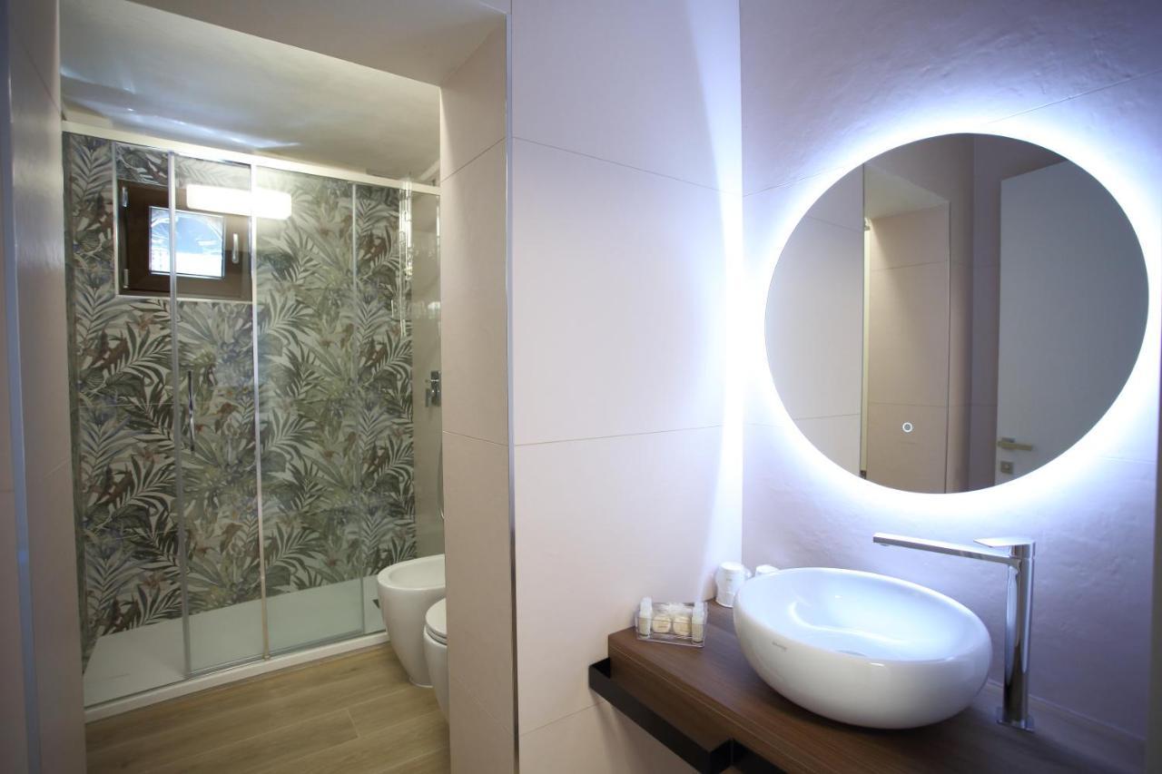 מונטסקליוזו Casa Nera Guesthouse מראה חיצוני תמונה