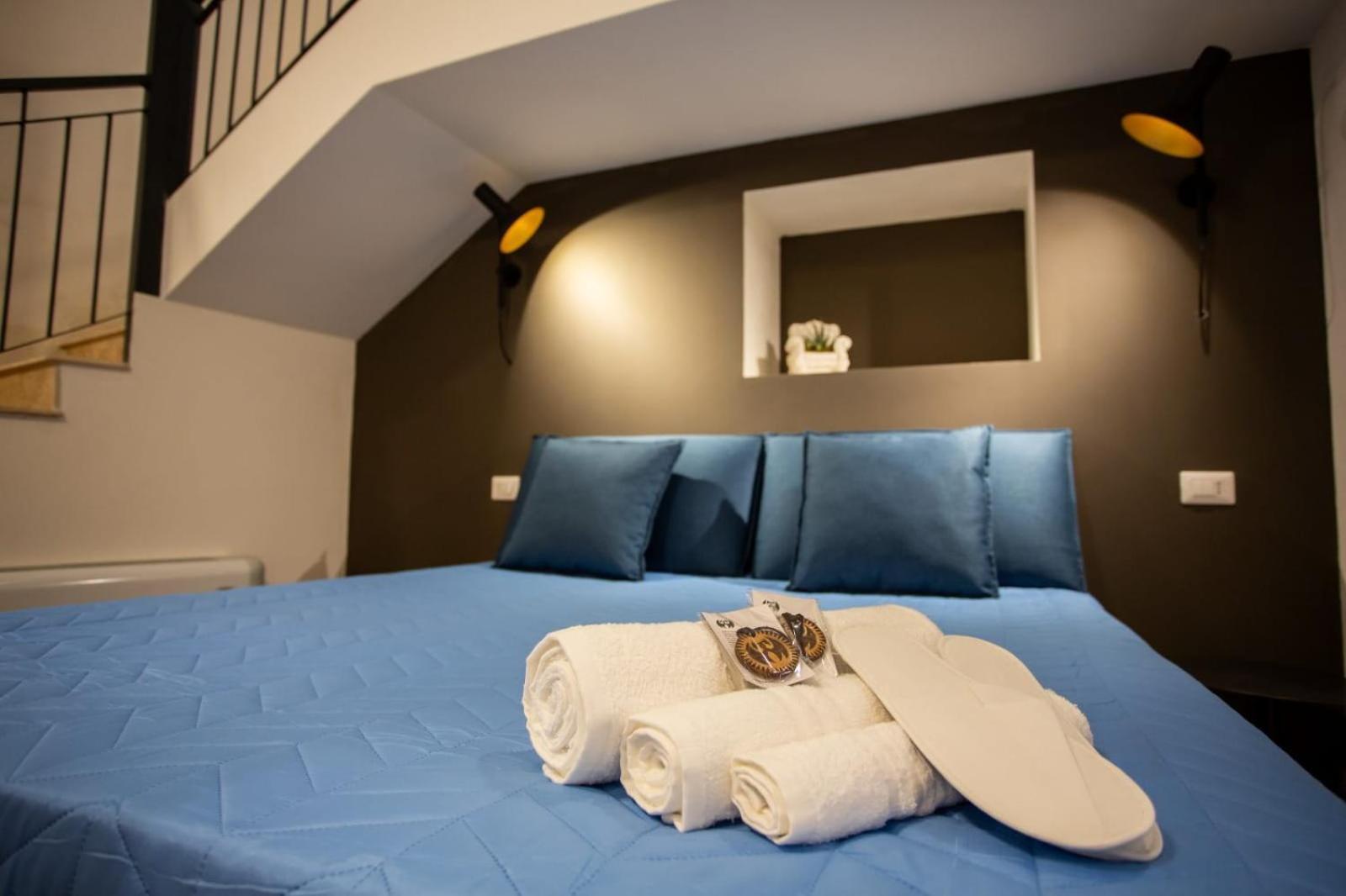 מונטסקליוזו Casa Nera Guesthouse מראה חיצוני תמונה
