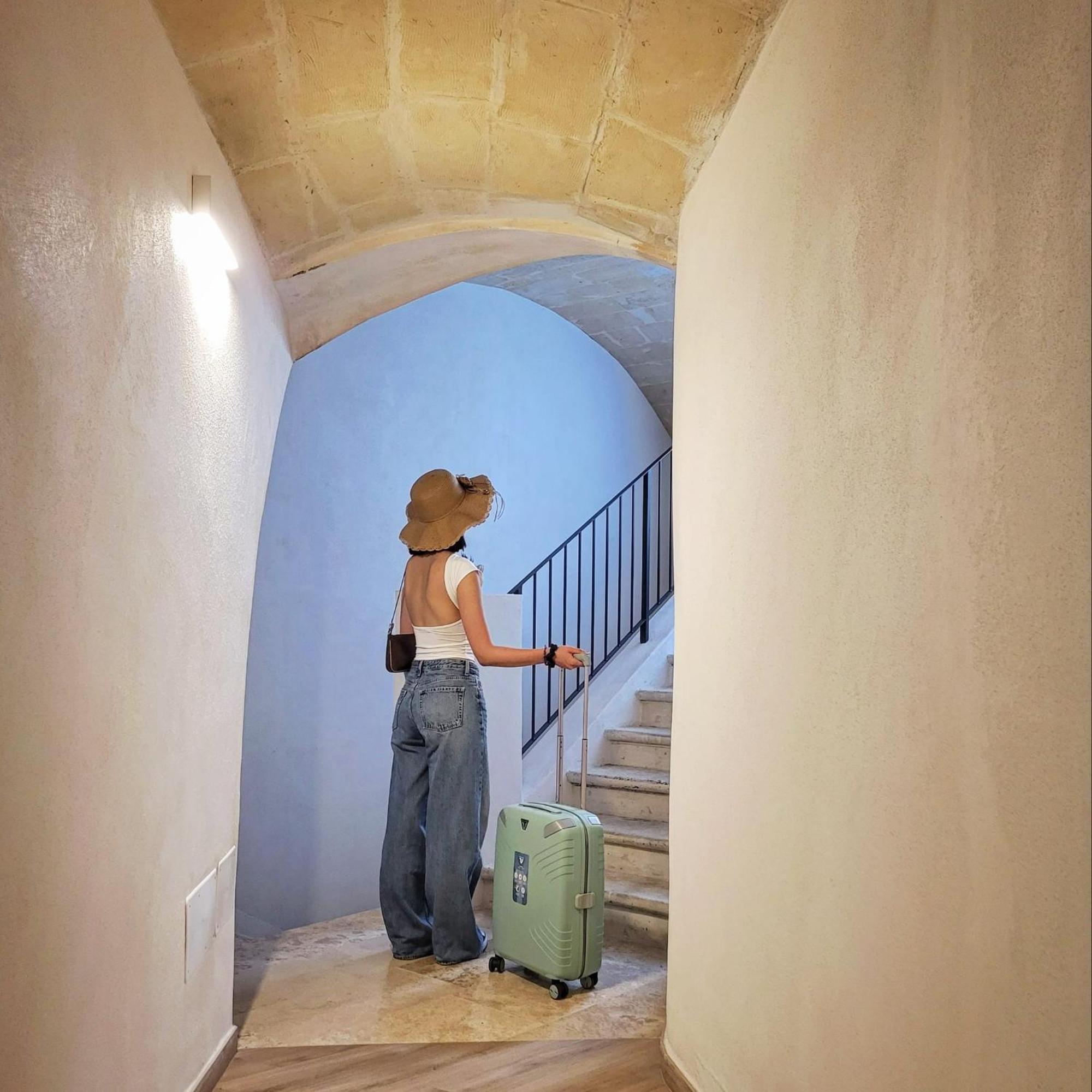 מונטסקליוזו Casa Nera Guesthouse מראה חיצוני תמונה